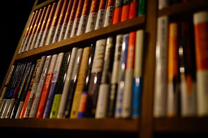 天狼院書店✕MUNSELL - 本屋の役割が変わってきている──人が思いきり迷い、悩める空間を創るのも、書店員の仕事